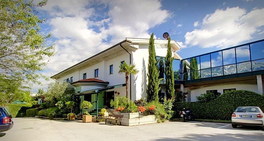 Hotel Santacroce Meeting Sulmona Luaran gambar