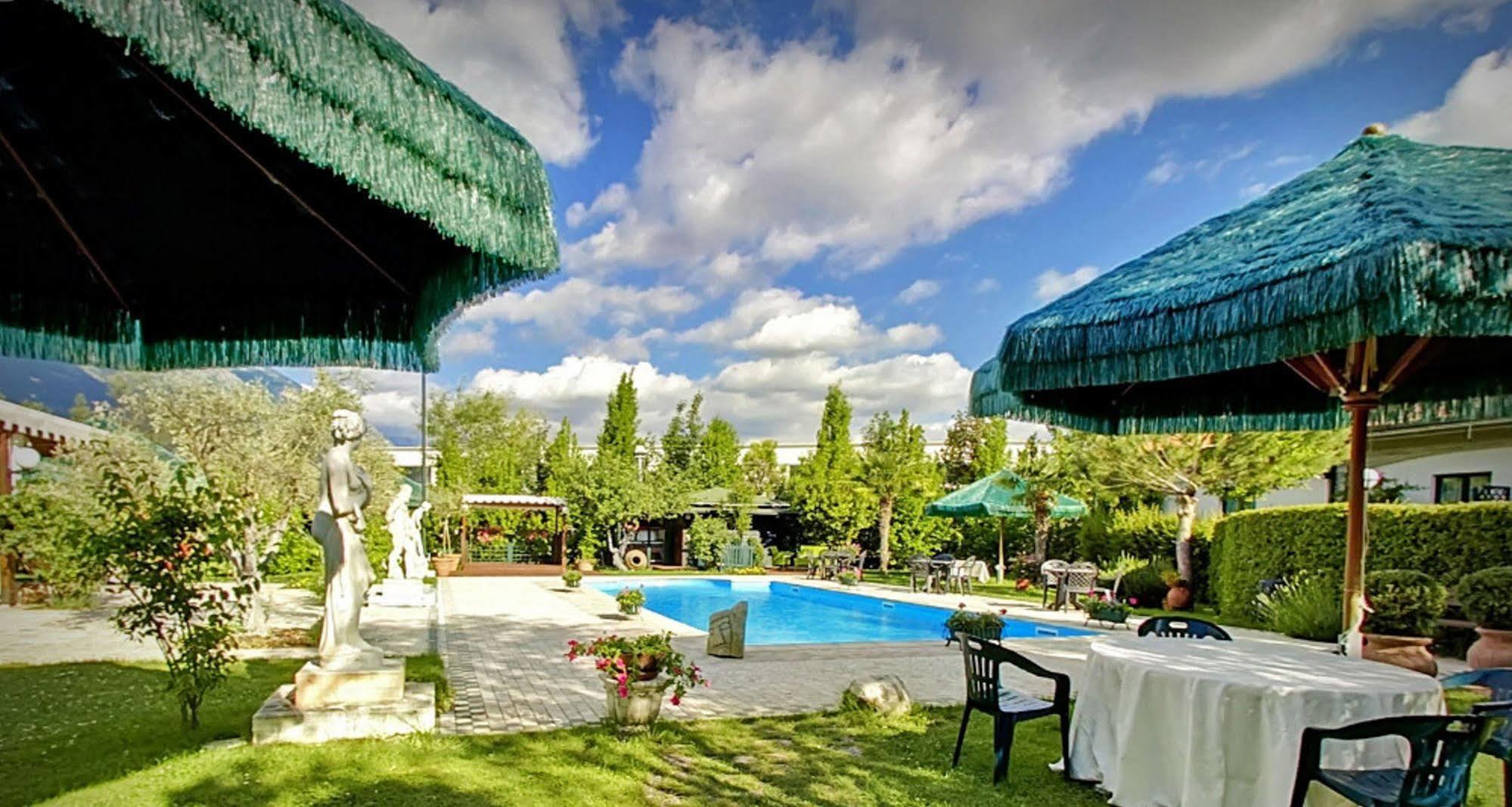 Hotel Santacroce Meeting Sulmona Luaran gambar